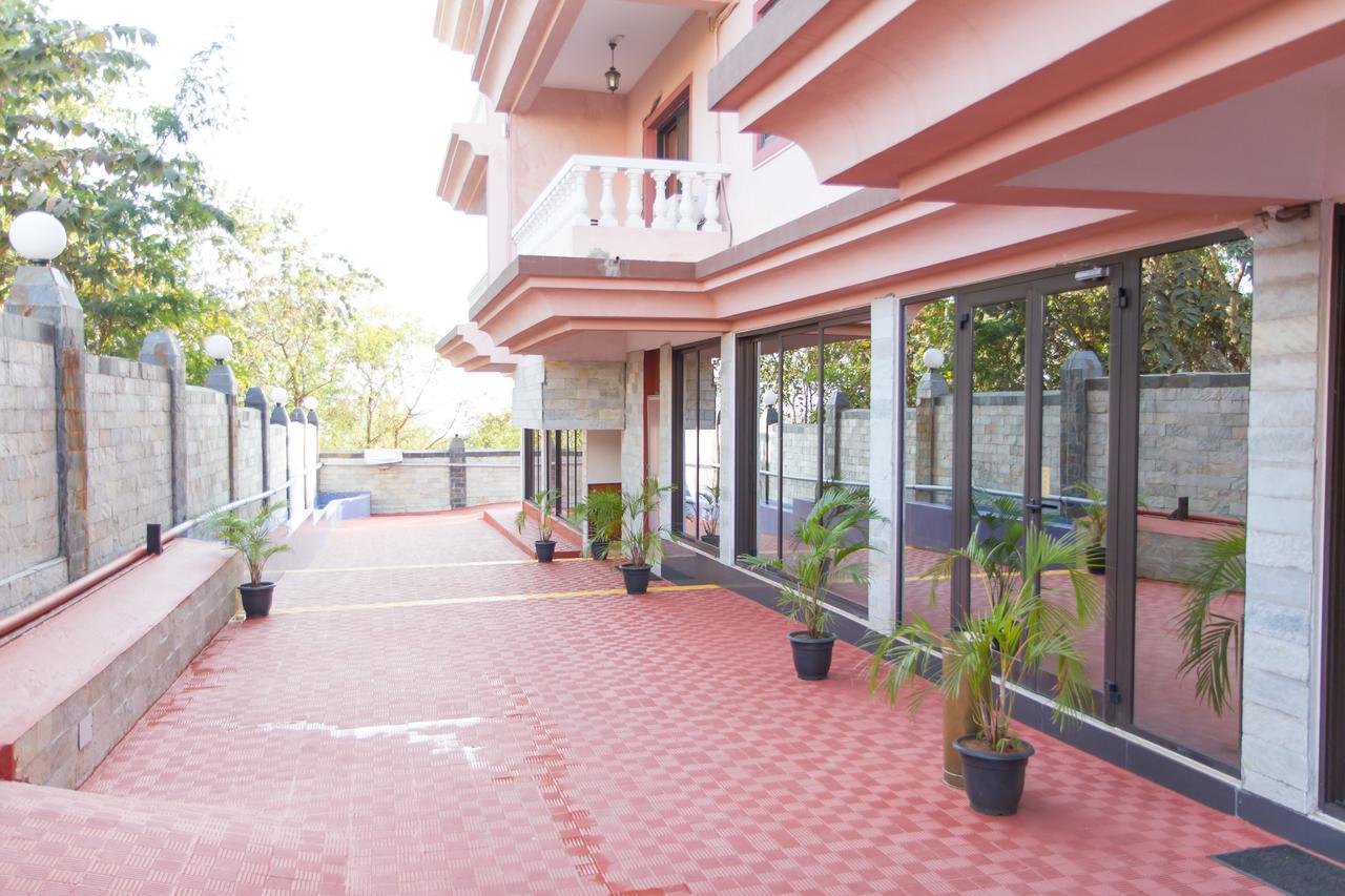 Westwood Residence Goa - The Boutique Hotel Mapusa Exteriör bild